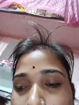 Deepjakolirr online show from May 15, 2026, 10:19 pm