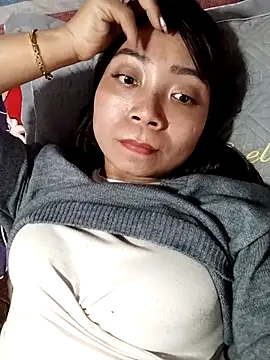 Snapshot of cute-shine chatting on February 25, 2026, 5:07 am cute-shine online show from February 25, 2026, 5:07 am