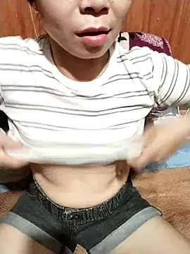 Snapshot of cute-shine chatting on April 5, 2026, 5:25 am cute-shine online show from April 5, 2026, 5:25 am