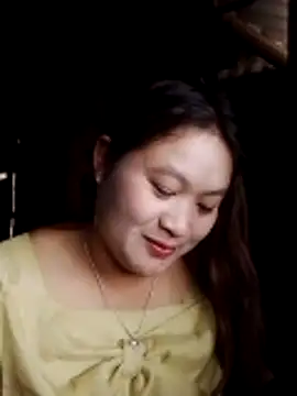 Snapshot of bany-lee chatting on May 8, 2026, 2:37 am bany-lee online show from May 8, 2026, 2:37 am
