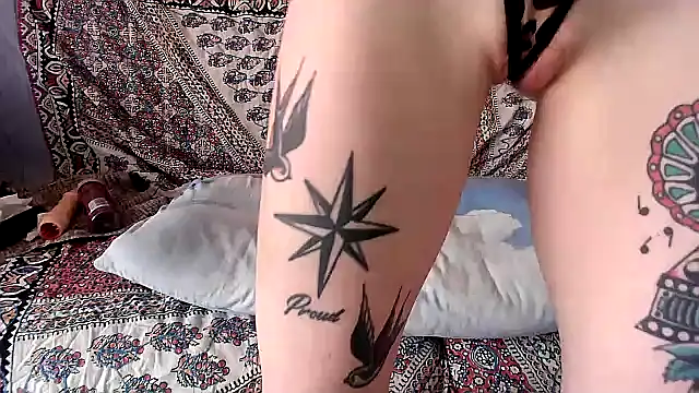 Snapshot of Sexwestworld chatting on April 9, 2026, 8:42 am Sexwestworld online show from April 9, 2026, 8:42 am