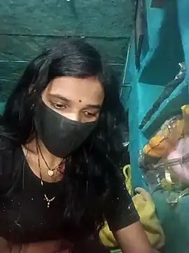 Snapshot of Desi_Couple_P chatting on April 8, 2026, 3:35 pm Desi Couple P online show from April 8, 2026, 3:35 pm