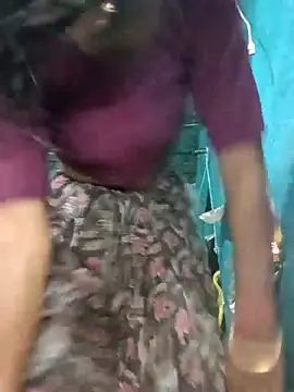 Snapshot of Desi_Couple_P chatting on March 10, 2026, 12:36 am Desi Couple P online show from March 10, 2026, 12:36 am