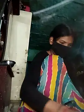 Snapshot of Desi_Couple_P chatting on March 13, 2026, 12:15 am Desi Couple P online show from March 13, 2026, 12:15 am