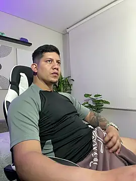  robertobaggioo online show from February 19, 2026, 12:35 pm