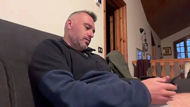 Snapshot of marcovik1 chatting on February 25, 2026, 5:13 pm marcovik1 online show from February 25, 2026, 5:13 pm