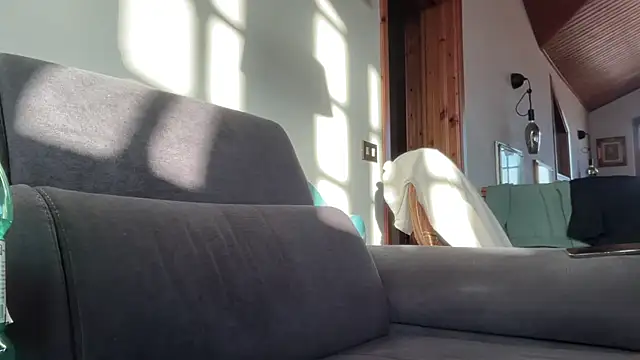 Snapshot of marcovik1 chatting on March 16, 2026, 4:21 pm marcovik1 online show from March 16, 2026, 4:21 pm