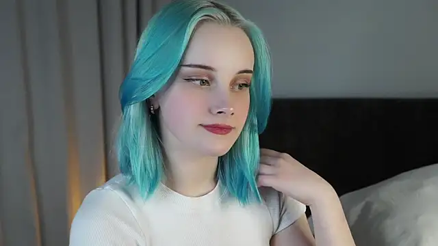 KirstinMcgeady online show from May 23, 2026, 12:59 pm