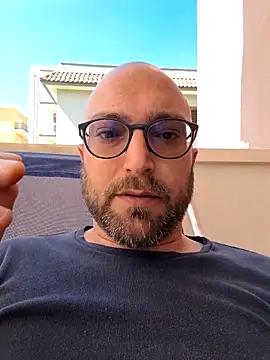 cetriolino online show from March 25, 2026, 9:52 am