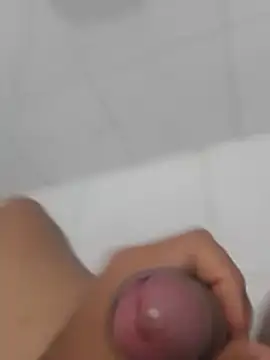 Aislan19 online show from February 13, 2026, 9:59 pm