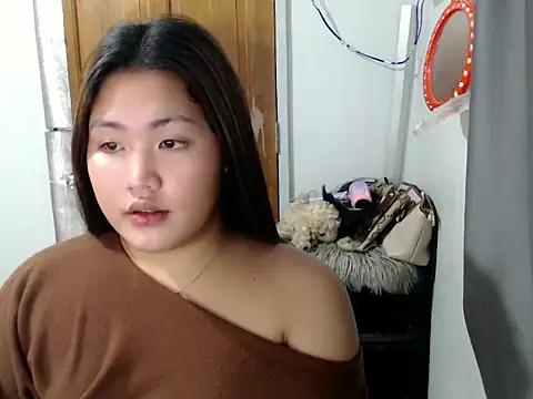 Snapshot of MiMi_yeah00 chatting on April 3, 2026, 5:19 pm MiMi yeah00 online show from April 3, 2026, 5:19 pm