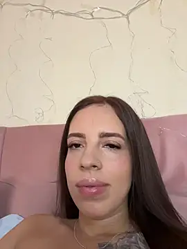 Larinhap online show from March 13, 2026, 4:34 pm