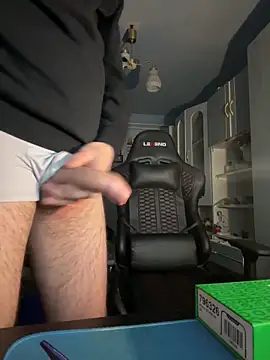 zozo971008 online show from February 20, 2026, 7:05 pm