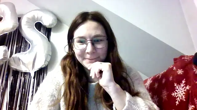 MiaCuteGirl online show from February 20, 2026, 8:44 pm