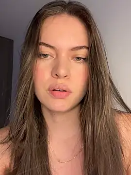 Snapshot of alyabelova chatting on July 10, 2026, 4:45 am alyabelova online show from July 10, 2026, 4:45 am
