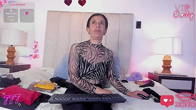 MissMilf  online show from March 28, 2026, 7:59 pm