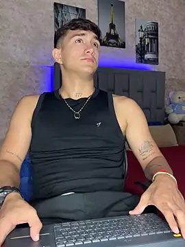 Snapshot of Alann_Smith_X chatting on February 12, 2026, 3:39 am Alann Smith X online show from February 12, 2026, 3:39 am