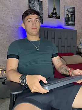 Snapshot of Alann_Smith_X chatting on February 13, 2026, 4:12 am Alann Smith X online show from February 13, 2026, 4:12 am