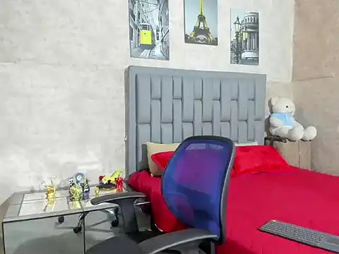 Snapshot of Alann_Smith_X chatting on February 20, 2026, 8:16 am Alann Smith X online show from February 20, 2026, 8:16 am