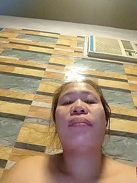 Snapshot of squirtshantal chatting on January 13, 2026, 1:53 am squirtshantal online show from January 13, 2026, 1:53 am