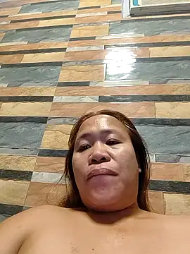 Snapshot of squirtshantal chatting on September 20, 2025, 12:37 am squirtshantal online show from September 20, 2025, 12:37 am