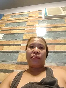 Snapshot of squirtshantal chatting on October 4, 2025, 5:03 pm squirtshantal online show from October 4, 2025, 5:03 pm