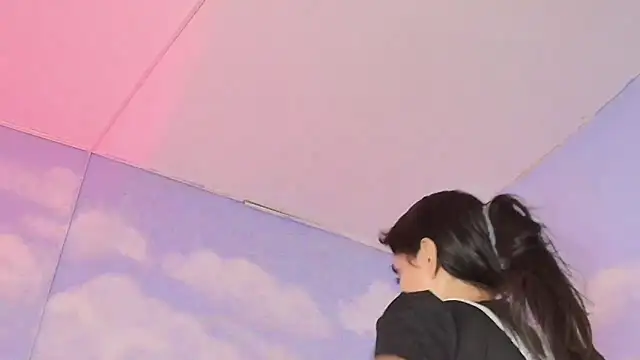 Snapshot of Aliclark chatting on March 25, 2026, 7:13 pm Aliclark online show from March 25, 2026, 7:13 pm