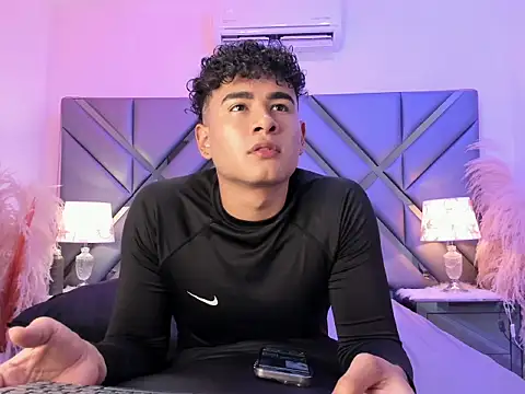 Snapshot of Bastixvontade chatting on March 28, 2026, 6:53 pm Bastixvontade online show from March 28, 2026, 6:53 pm