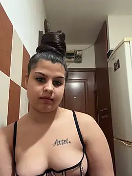 Vivike234 online show from February 22, 2026, 7:04 pm