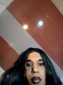 latinhott23 online show from February 21, 2026, 8:44 pm