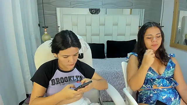 Snapshot of Veyra_sereny chatting on March 19, 2026, 10:54 pm Veyra sereny online show from March 19, 2026, 10:54 pm