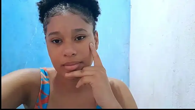 Snapshot of MadelynStamant chatting on April 3, 2026, 12:55 pm MadelynStamant online show from April 3, 2026, 12:55 pm