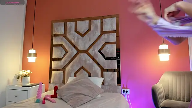 Snapshot of Justmia69 chatting on April 16, 2026, 12:33 am Justmia69 online show from April 16, 2026, 12:33 am