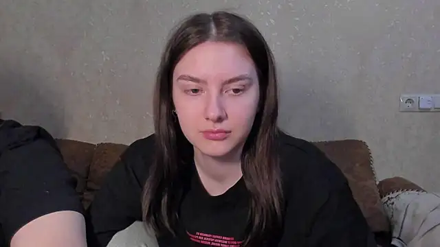 love lina muuur online show from February 24, 2026, 8:10 pm