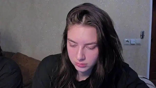 love lina muuur online show from February 25, 2026, 8:52 pm