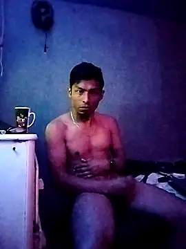 Snapshot of URALZERO420CLOUDS chatting on February 24, 2026, 8:48 am URALZERO420CLOUDS online show from February 24, 2026, 8:48 am