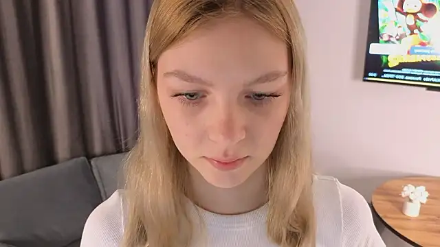 Snapshot of CynthiaaStone chatting on March 22, 2026, 6:04 am CynthiaaStone online show from March 22, 2026, 6:04 am