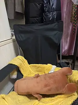 yixianshen188 online show from March 3, 2026, 1:07 pm