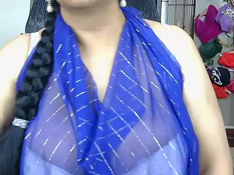 Hot Sonniyaa online show from May 21, 2026, 4:48 pm