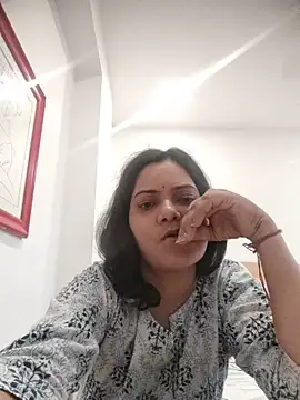 Snapshot of Anushka_Singh0 chatting on June 22, 2026, 4:20 am Anushka Singh0 online show from June 22, 2026, 4:20 am
