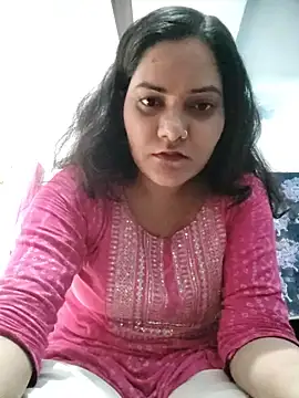 Snapshot of Anushka_Singh0 chatting on May 31, 2026, 12:33 pm Anushka Singh0 online show from May 31, 2026, 12:33 pm