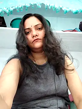 Snapshot of Anushka_Singh0 chatting on July 11, 2026, 3:40 am Anushka Singh0 online show from July 11, 2026, 3:40 am