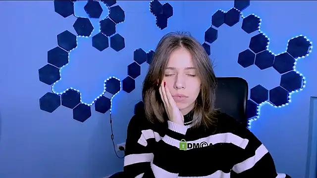 cleo cool online show from February 16, 2026, 12:59 pm