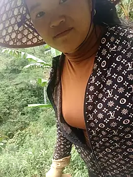 nelina 12345 online show from May 4, 2026, 4:05 am