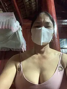 Lissa8x online show from February 26, 2026, 3:34 pm