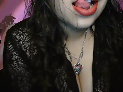 Snapshot of _MehaR_ chatting on May 13, 2026, 9:55 pm MehaR online show from May 13, 2026, 9:55 pm