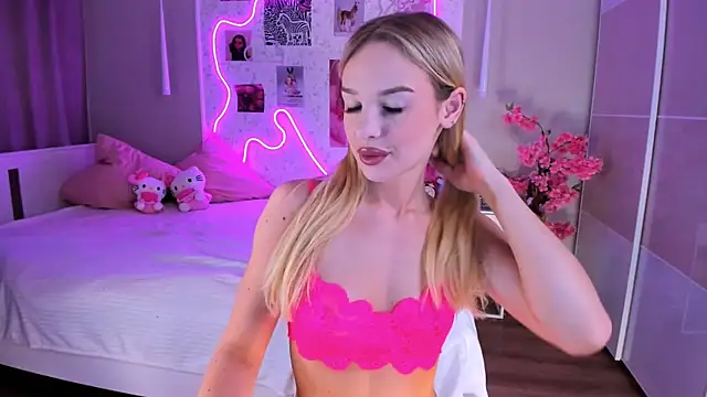 Ella Lane online show from May 20, 2026, 3:03 am