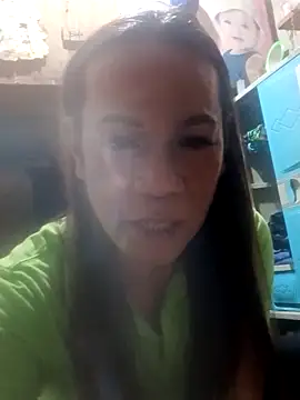 Snapshot of LA_Diva_fuck_me chatting on April 11, 2026, 12:31 pm LA Diva fuck me online show from April 11, 2026, 12:31 pm