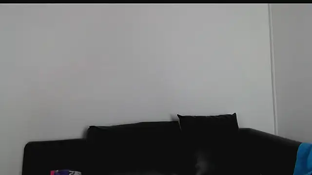 Snapshot of alien_eyes09 chatting on March 6, 2026, 2:06 am alien eyes09 online show from March 6, 2026, 2:06 am