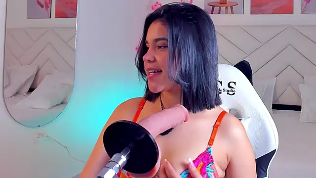 Snapshot of Rose_jener06 chatting on July 10, 2026, 12:10 am Rose jener06 online show from July 10, 2026, 12:10 am